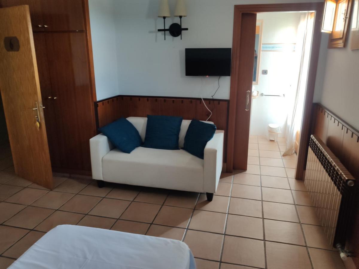 Hostal Tastavins Peñarroya de Tastavins Eksteriør billede